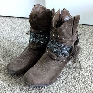 not rated heeled booties with beaded detail